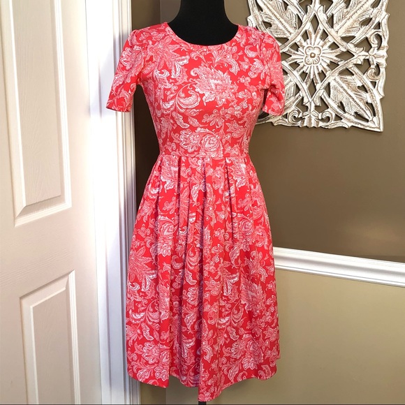 ⭐️ LuLaRoe Coral Amelia Paisley Floral Print Size: EXTRA SMALL - Picture 3 of 11